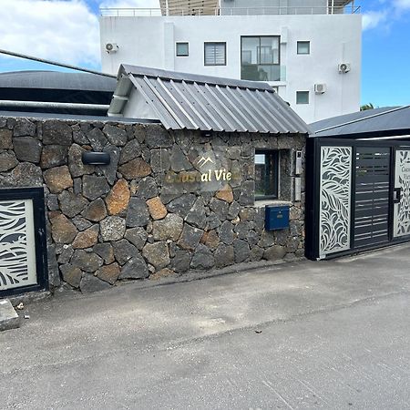 Coastal View Apartments Grand Baie Bagian luar foto