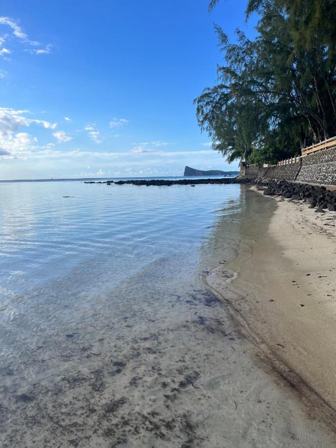 Coastal View Apartments Grand Baie Bagian luar foto